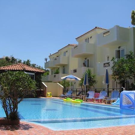 Sofia Studios & Apts Ayía Marína Buitenkant foto