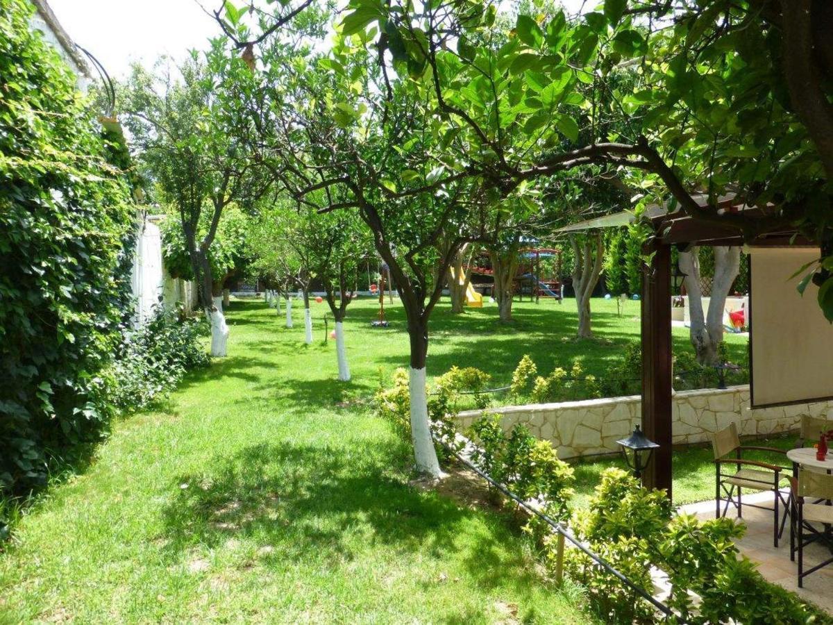 Sofia Studios & Apts Ayía Marína Buitenkant foto